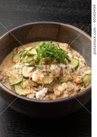 Chilled juice 40560494