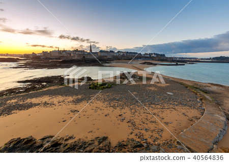 Saint Malo. The island Grand Be. Saint Malo. The island Grand Be. 40564836