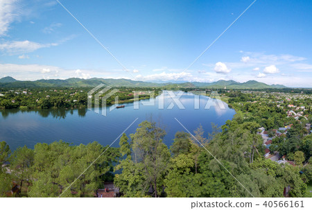 Huong river in Hue's Imperial City, Vietnam Huong river in Hue's Imperial City, Vietnam 40566161