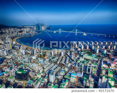 Haeundae and Gwangalli view from Geumryeonsan Haeundae and Gwangalli view from Geumryeonsan 40572070