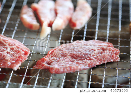 "Hokkaido" White beef grilled with beef "Hokkaido" White beef grilled with beef 40575993