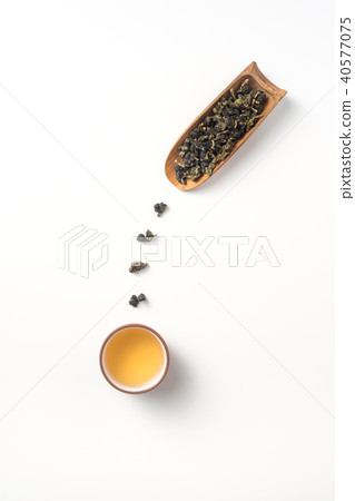 fresh taiwan oolong tea and teapot fresh taiwan oolong tea and teapot 40577075