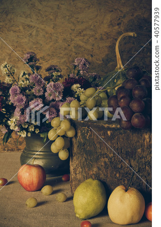 Still life with Fruits. 40577939
