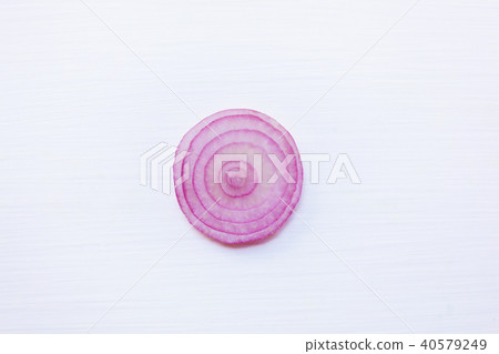 Slices of red onion on white background. Slices of red onion on white background. 40579249