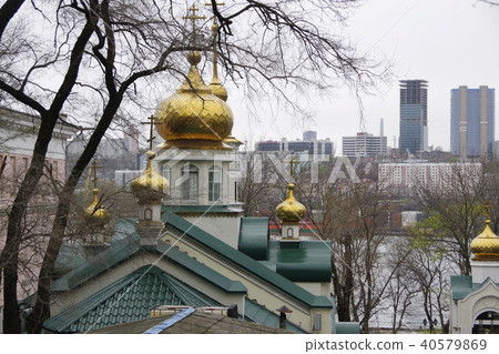 符拉迪沃斯托克市和東正教教堂的建築 符拉迪沃斯托克市和東正教教堂的建築 40579869