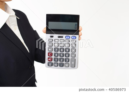 有計算器的女商人 40586973