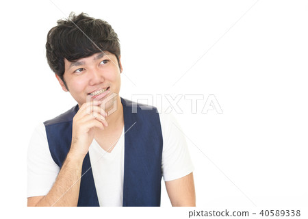 一個微笑的人 40589338