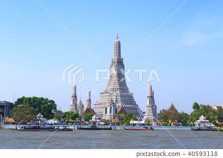 Wat Arun (after completion of repair work) 40593118