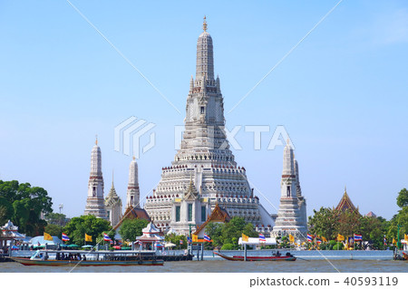 Wat Arun (after completion of repair work) 40593119