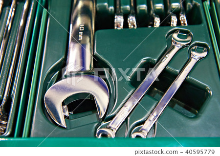 Open-end wrenches in plastic box Open-end wrenches in plastic box 40595779