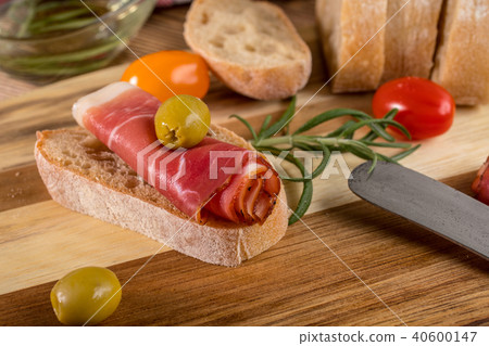 Thinly sliced German black forest ham. Thinly sliced German black forest ham. 40600147