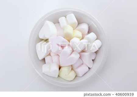 Heart shaped marshmallows Heart shaped marshmallows 40600939