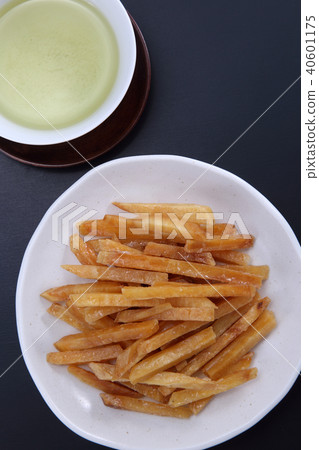 伊莫肯比 40601175