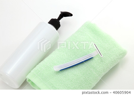 Shave image 40605904