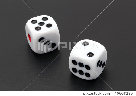 Dice 40608280