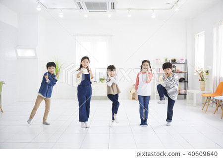 Life, Togetherness, Friends 40609640