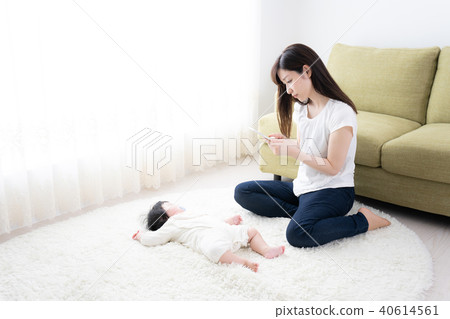 Baby child rearing image 40614561