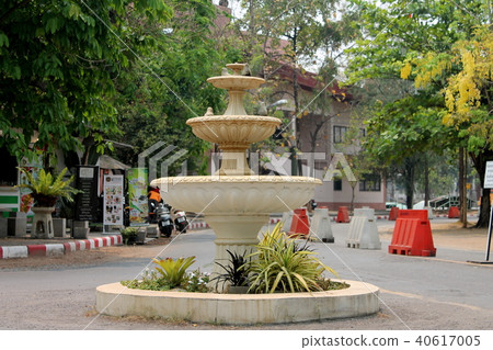 Dry fountain in chaingmai (Thailand) 40617005