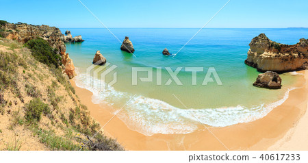 Algarve beach Dos Tres Irmaos (Portugal). 40617233