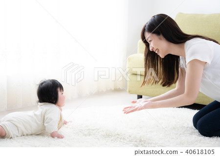 Baby child rearing image 40618105