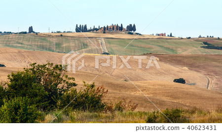 Tuscany sunrise countryside, Italy 40623431