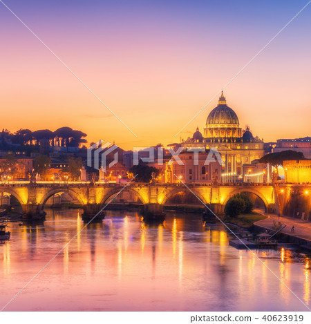 Rome, Italy with St Peter Basilica of the Vatican Rome, Italy with St Peter Basilica of the Vatican 40623919