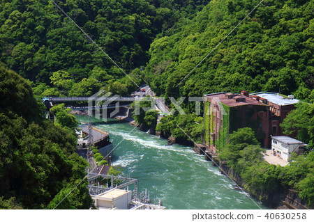 Amagase Dam downstream 40630258