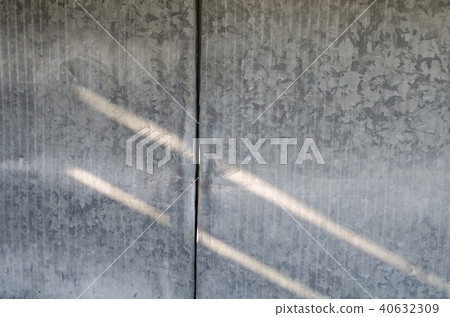 Tin plate door 40632309