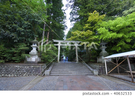 The second torii (golden week) of Akihiko Shrine in Nishihikobara-gun, Niigata Prefecture The second torii (golden week) of Akihiko Shrine in Nishihikobara-gun, Niigata Prefecture 40632533