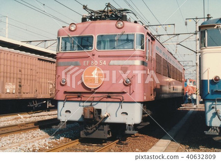 JNR EF80 Electric Locomotive 40632809