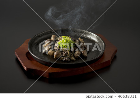 炭火烤雞 炭火烤雞 40638311