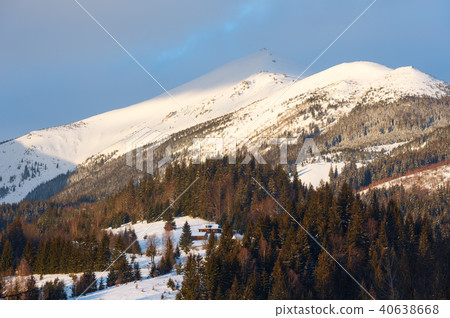 Sunrise morning winter mountain ridge 40638668