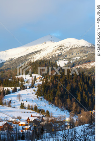 Sunrise morning winter mountain ridge 40638669