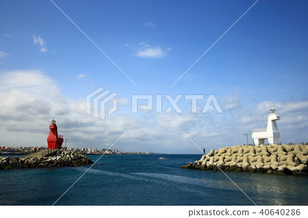 Ihtei beach, 40640286