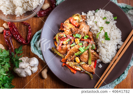 Kung Pao chicken with peppers and vegetables Kung Pao chicken with peppers and vegetables 40641782