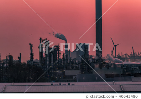 The Rotterdam harbour during sunset - Netherlands 40643480
