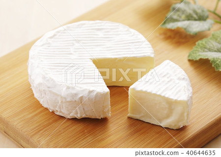 Camembert cheese Camembert cheese 40644635