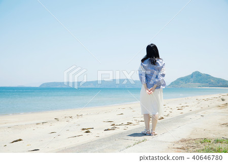 Women summer sea 40646780