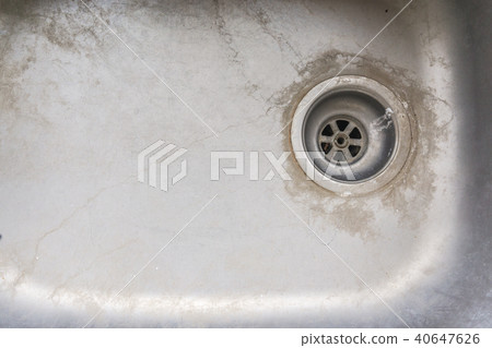 old dirty sink with scrubber inside old dirty sink with scrubber inside 40647626