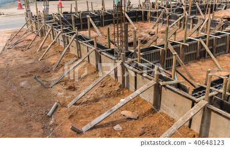 Wooden formwork concrete of beam 40648123