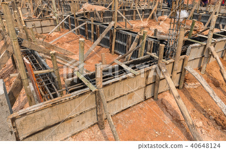 Wooden formwork concrete of beam Wooden formwork concrete of beam 40648124