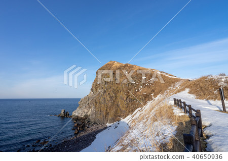 A view of the Cape of the Red Sea and the sea of Japan A view of the Cape of the Red Sea and the sea of Japan 40650936