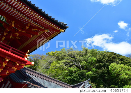 A shrine A shrine 40651724