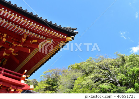 A shrine A shrine 40651725