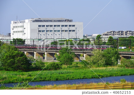 The Tamagawa River Bridge and Keio Line from the Holy Rock Sakuragaoka 40652153