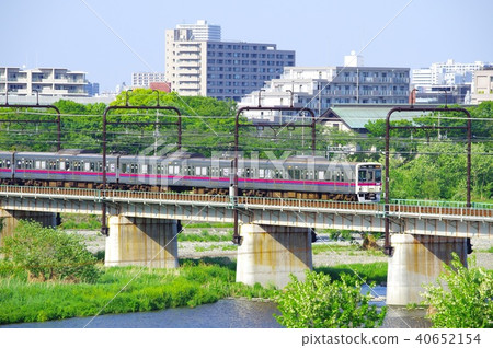 The Tamagawa River Bridge and Keio Line from the Holy Rock Sakuragaoka 40652154