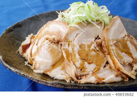 roasted pork fillet roasted pork fillet 40653682