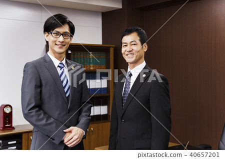 律師事務所律師事務所男性營業所 40657201