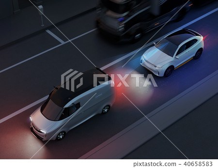 應用自動制動以避免追尾事故的插圖。汽車製動概念 40658583