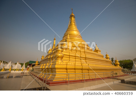 Golden Stupa in Sanda Muni Pagoda in Mandalay  40660359